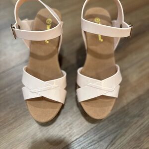 Elegant White Strappy Sandals